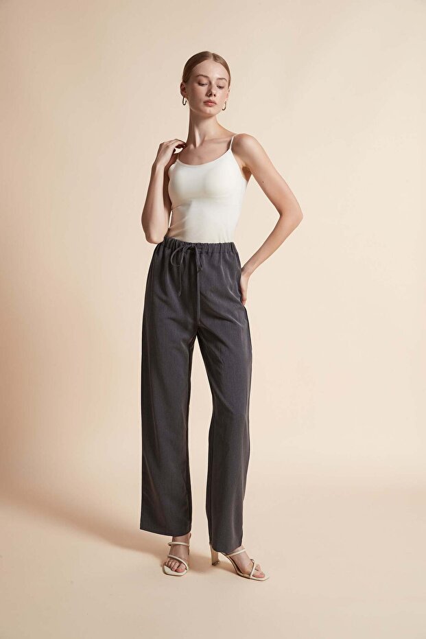 Solid High-Waist Pants - 5