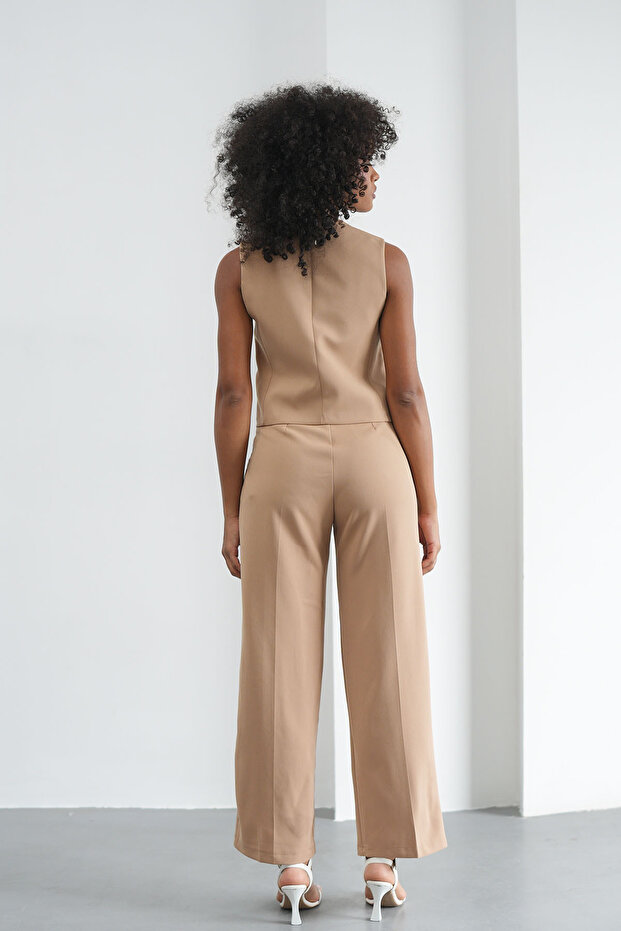 سترة كلاسيكية بأزرار - 4