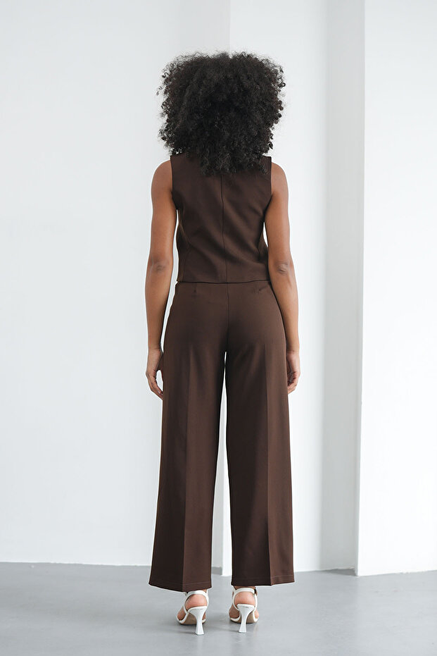 Classic Buttoned Vest - 4