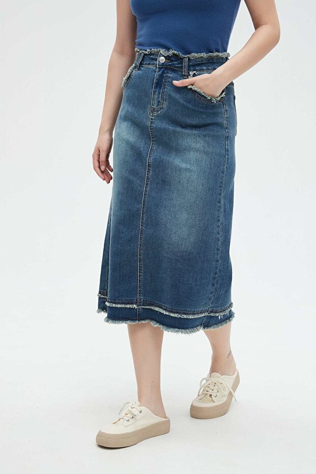 Solid Midi Skirt with Pockets - 2