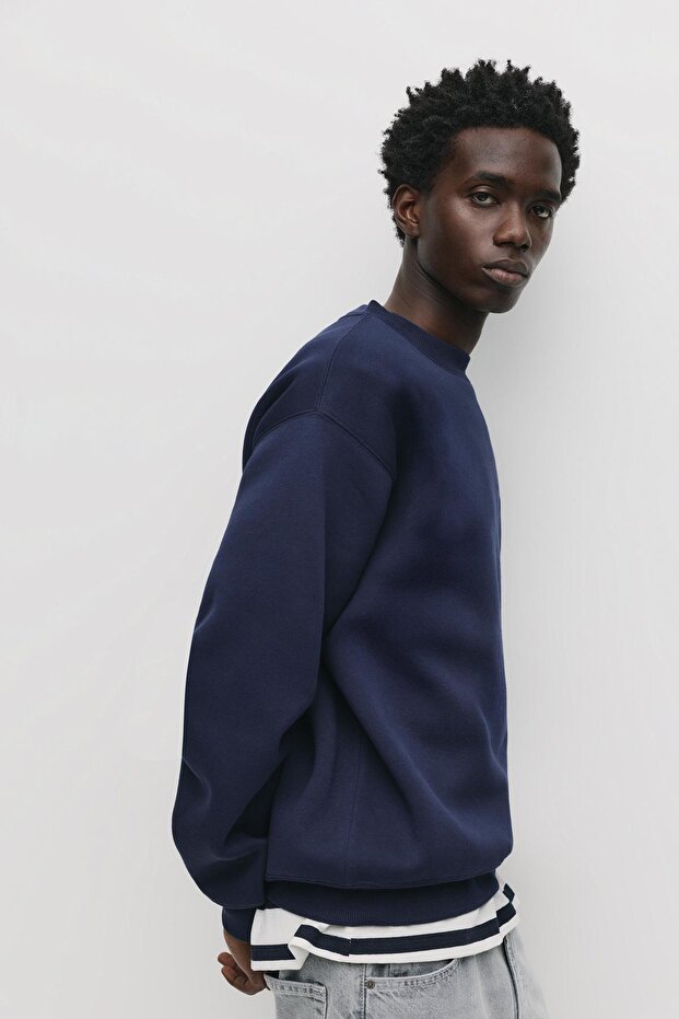 Basic bisiklet yaka sweatshirt - 4