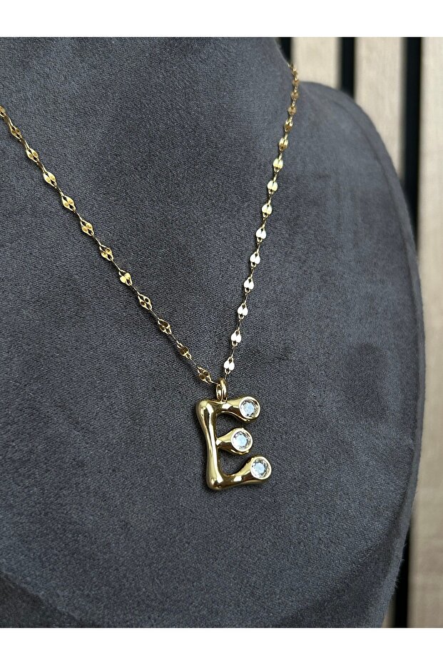 E Harfli Çelik Kolye - 2