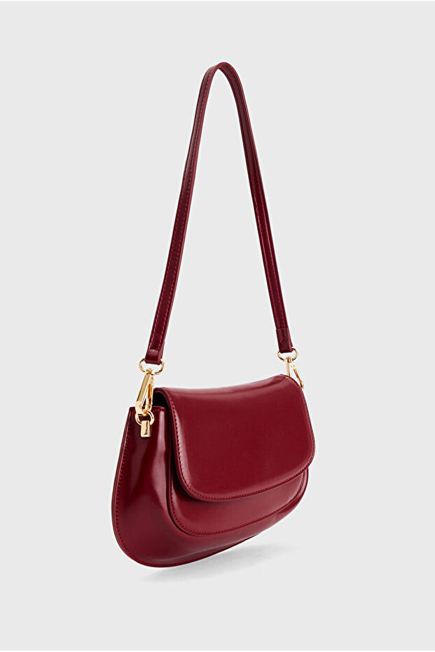 Kırmızı Çanta - 3