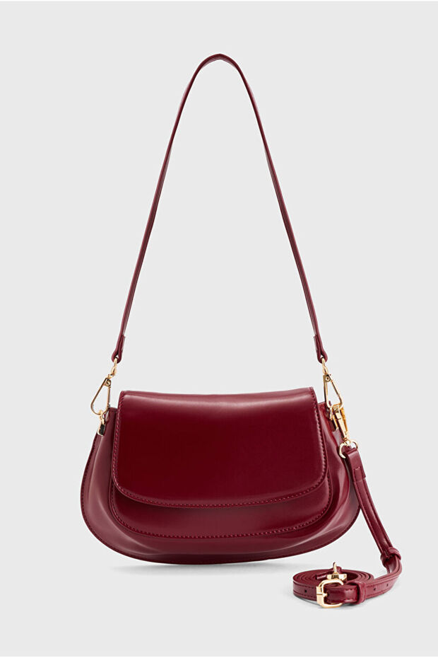 Kırmızı Çanta - 4