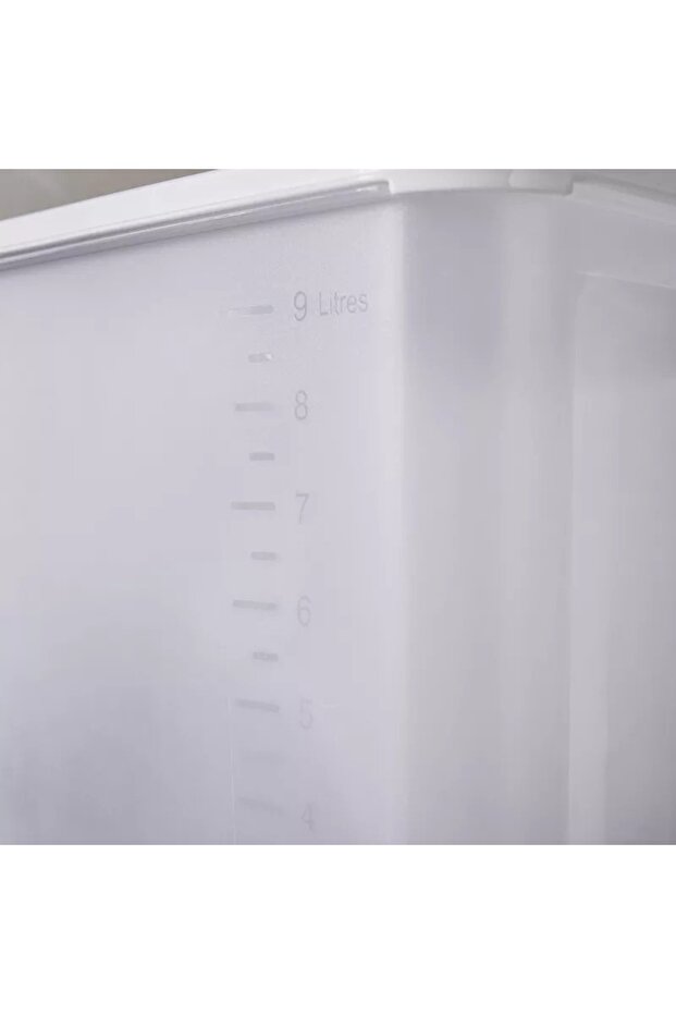 Spectra Food Storage Container with Handle and Scoop - 9 Liters - 3