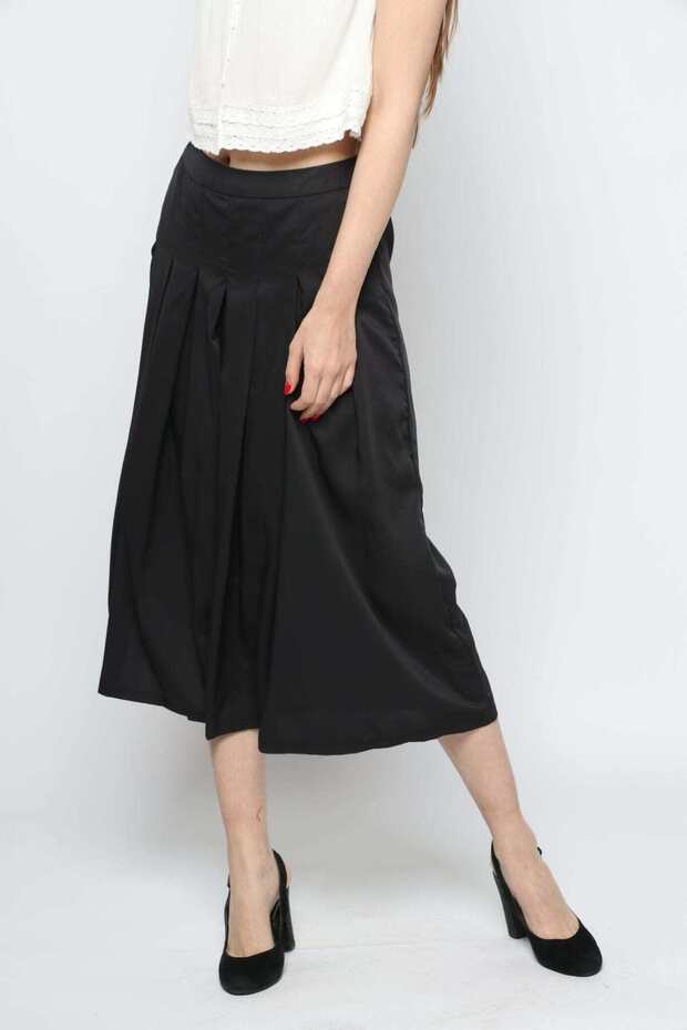 بنطلون واسع مقصوص سادة - 3