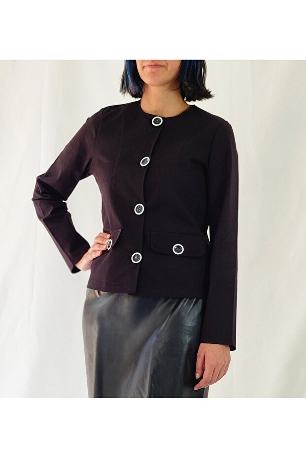 سترة منسوجة بأزرار - 4