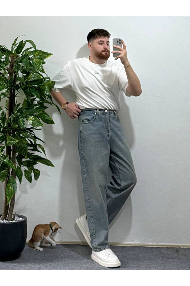 Gracht Men's White Oversize Basic T-Shirt Comfortable Cut Suitable for Daily Outfits Summer Tshirt