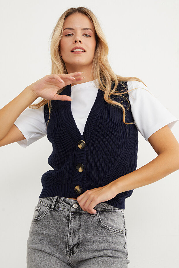 Düğmeli Triko Yelek - 6