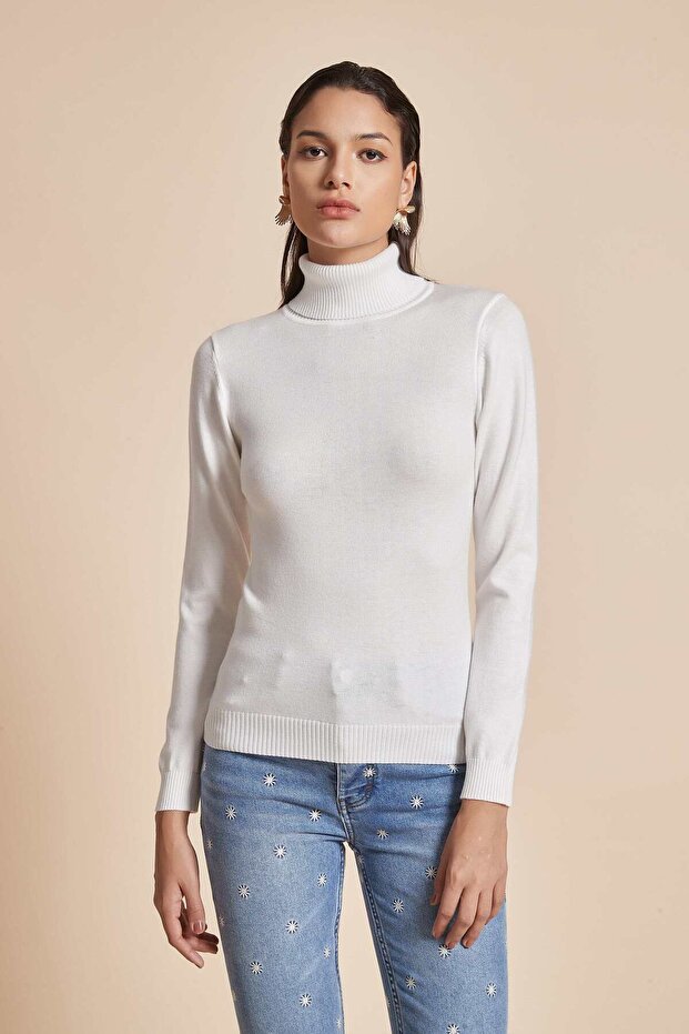 Solid Long-Sleeve Top - 5