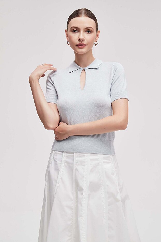 Solid Half-Sleeve Top - 1