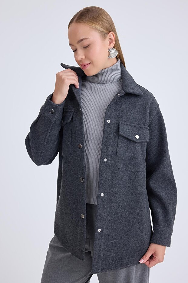 سترة كاشي بجيوب منخفضة عند الكتفين - 1