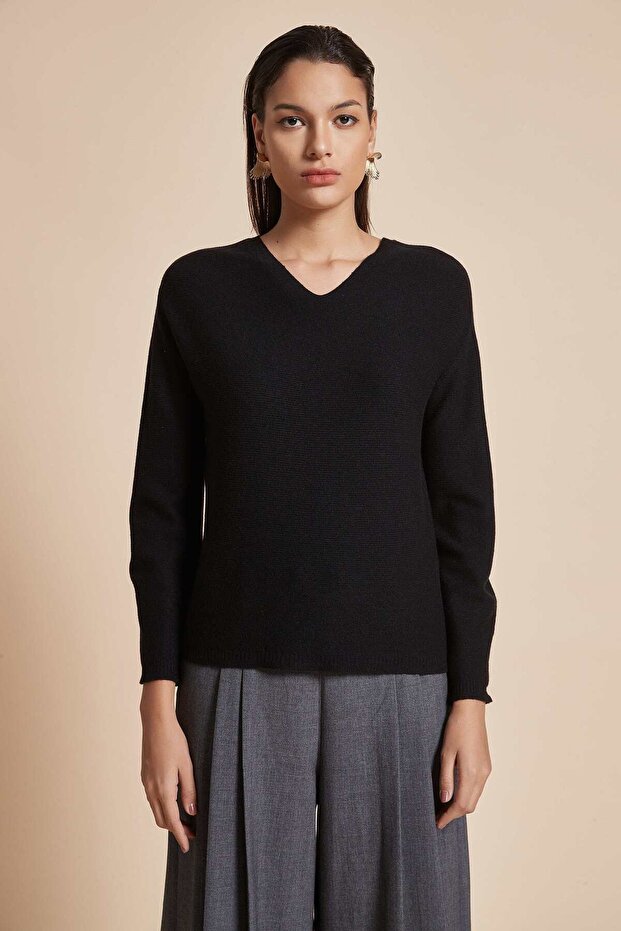 بلوزة سادة بأكمام طويلة - 1