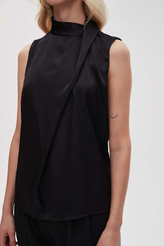 Solid Sleeveless Top - 6