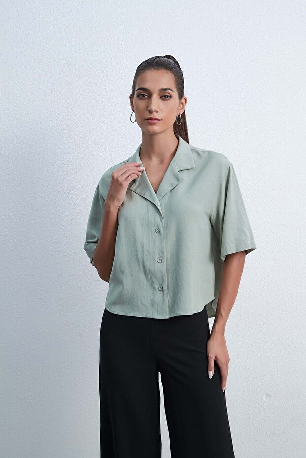 Solid Buttoned Half-Sleeve Top - 1