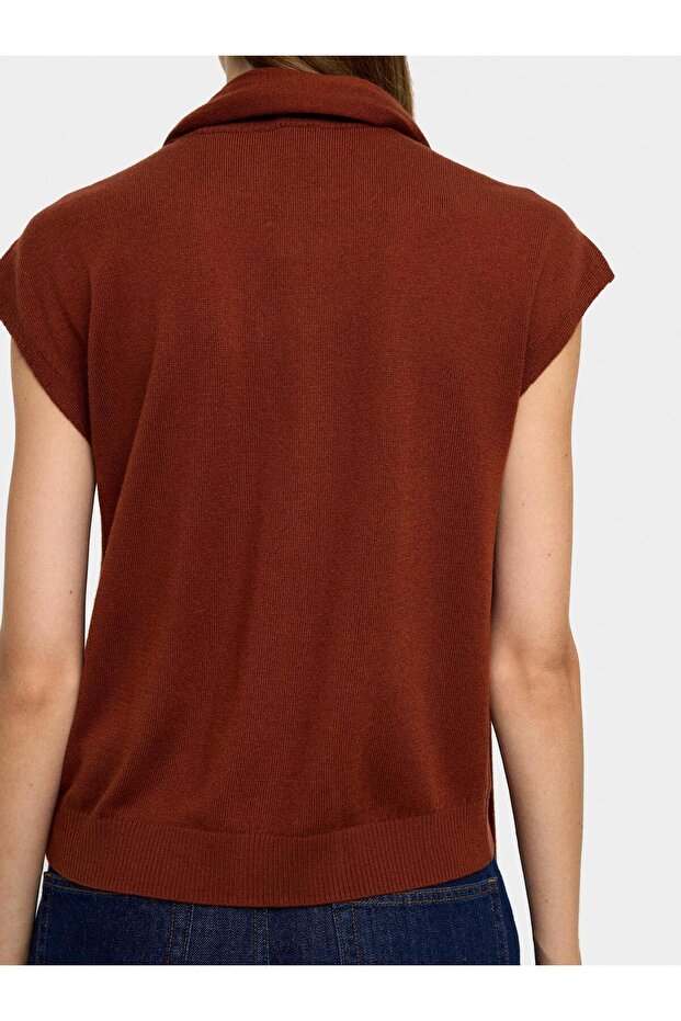 Boyun Bağlı Örme Yelek - 5