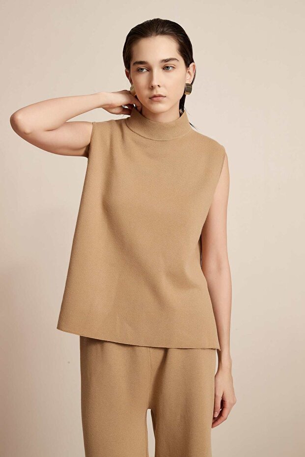 Solid High Neck Sleeveless Top - 2