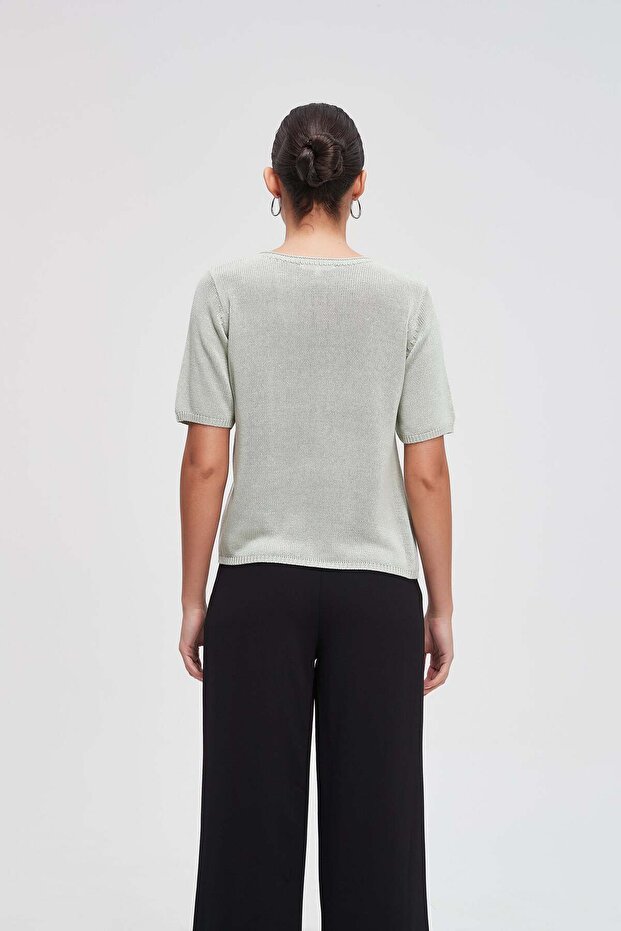 بلوزة سادة بأكمام نصفية - 5