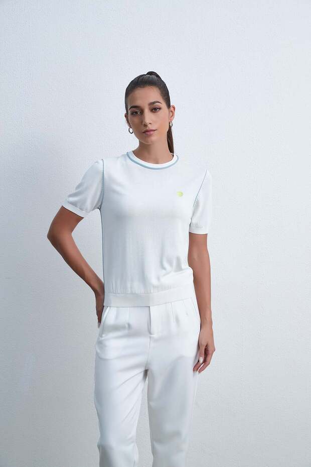 بلوزة سادة بياقة دائرية وأكمام نصفية - 3