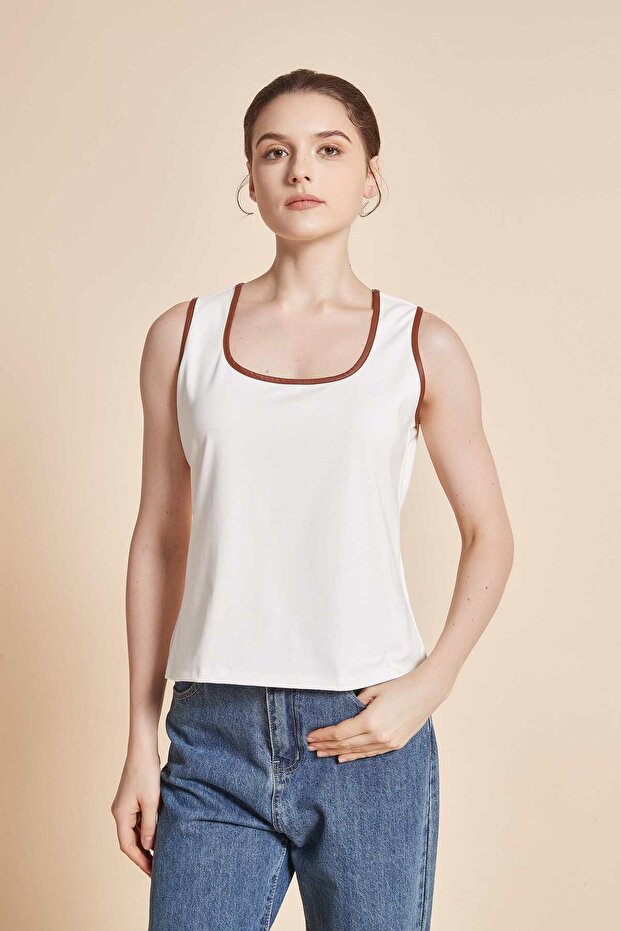 بلوزة سادة فضفاضة برقبة مربعة - 1