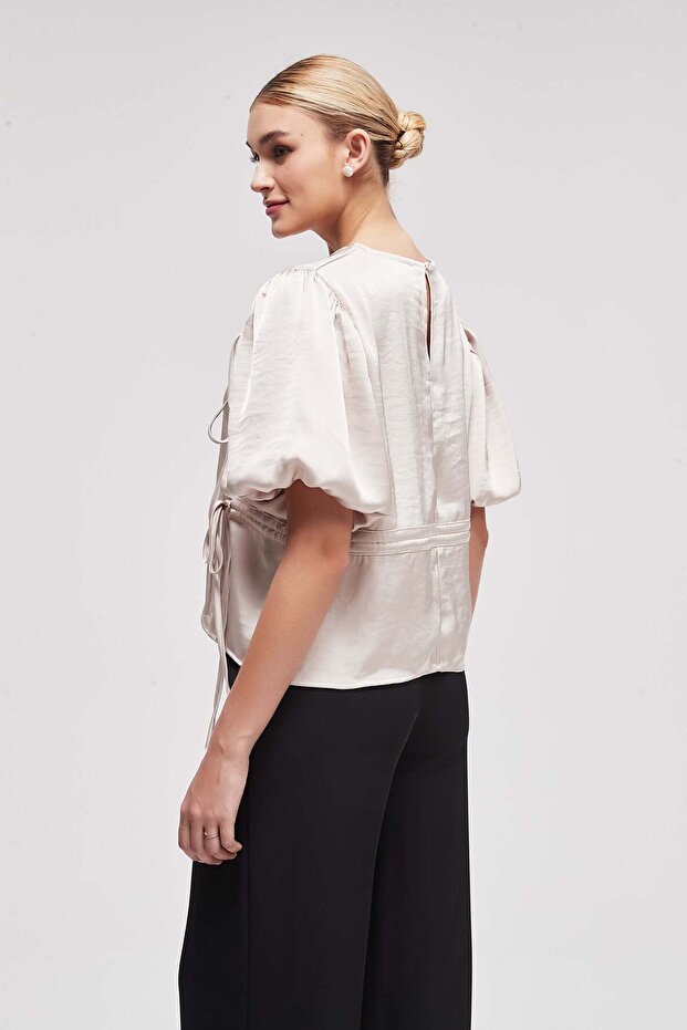 Solid Cropped Half-Sleeve Top - 7