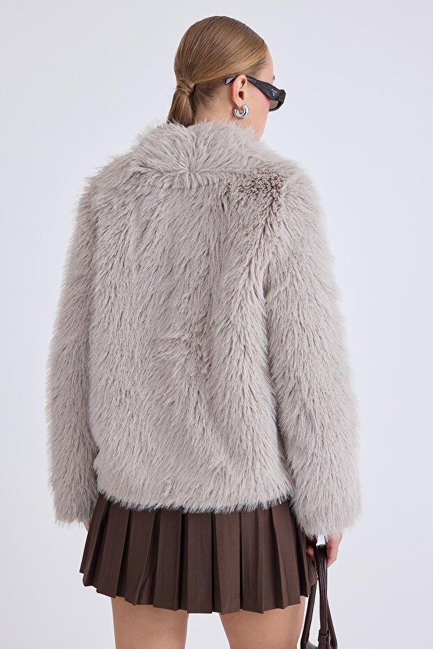 Kısa Peluş Ceket - 8