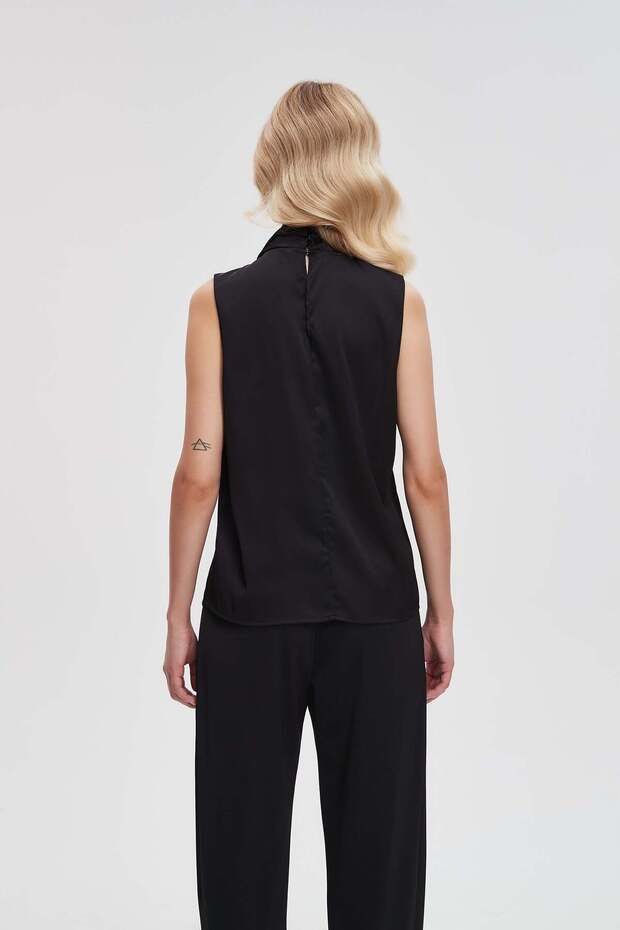 Solid Sleeveless Top - 7