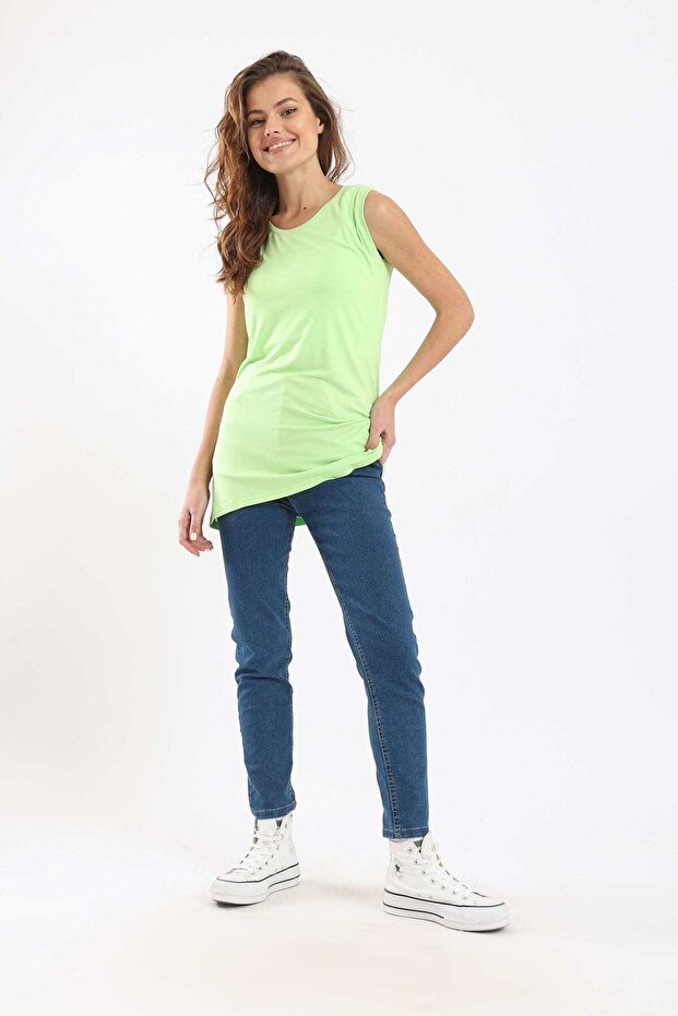 Solid Basic Crew-Neck Top - 1