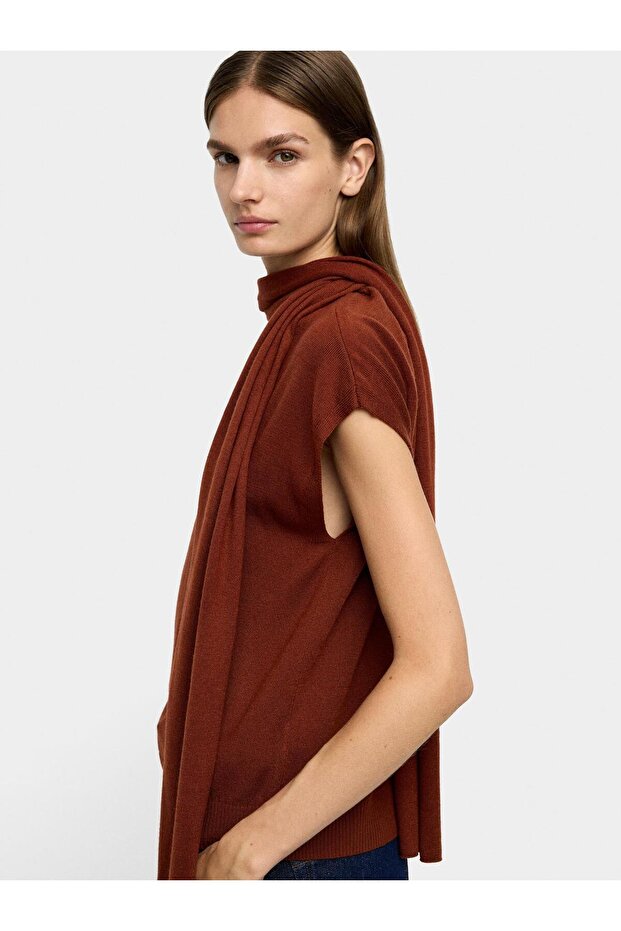 Boyun Bağlı Örme Yelek - 4