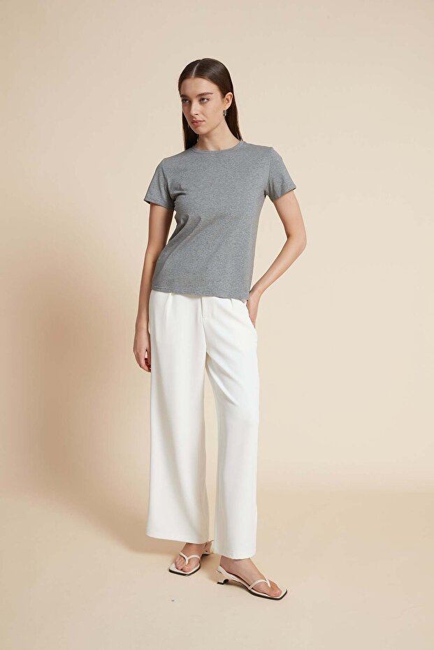 Solid Knitted Half-Sleeve Top - 1