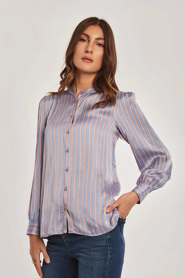 بلوزة مخططة بأزرار أمامية - 5