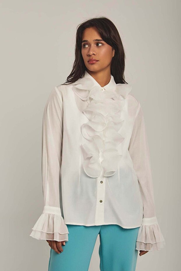 بلوزة سادة بأكمام طويلة مع كشكشة أمامية - 1