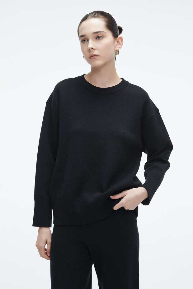 بلوزة سادة بأكمام طويلة - 1