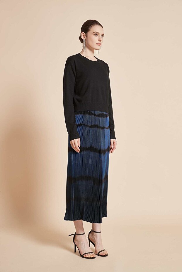 بلوزة سادة بأكمام طويلة - 5