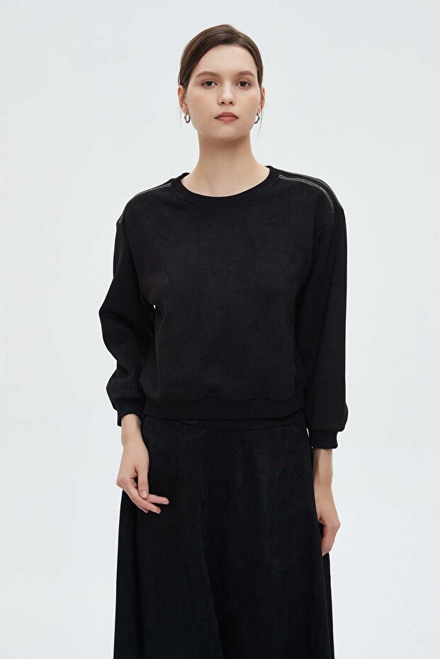 Solid Long-Sleeve Top - 7