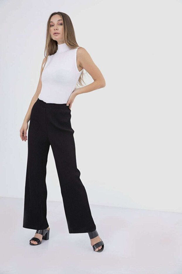 Solid High-Neck Top - 1