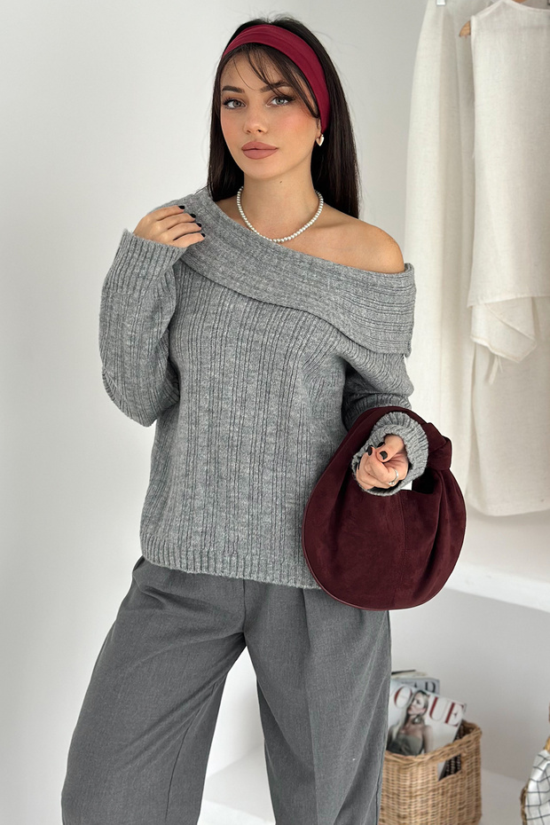 Women's Red Off-Shoulder Knitwear – Bold & Feminine Winter Style