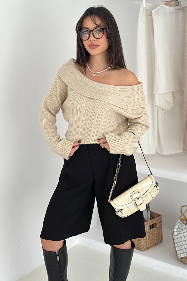 Women's Red Off-Shoulder Knitwear – Bold & Feminine Winter Style