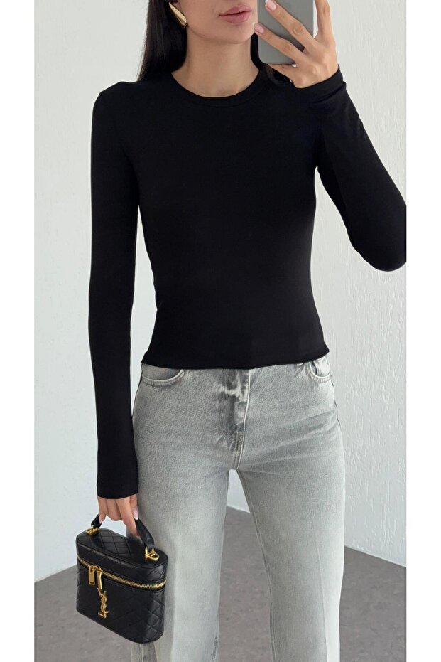 Soft Touch Basic Black Blouse - 3