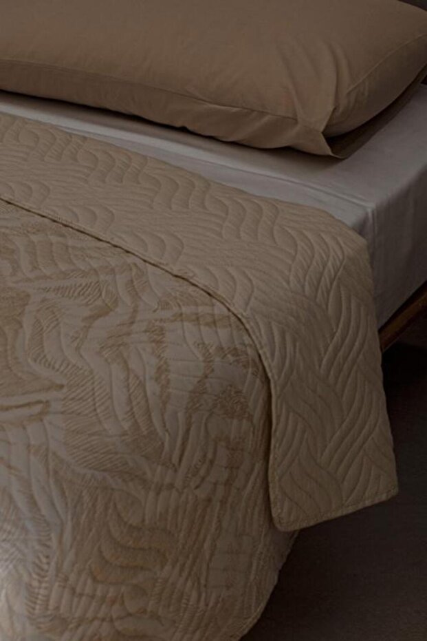 Yeni Sezon Coyan Çift Kişilik Baskılı Yatak Örtüsü - Bej - BEJ - 4