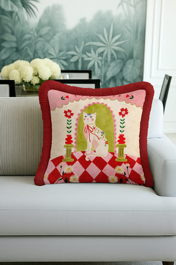 Modern Motif Royal Cat Fringed Pillowcase - Elegant Green Red Tasseled Cushion Cover
