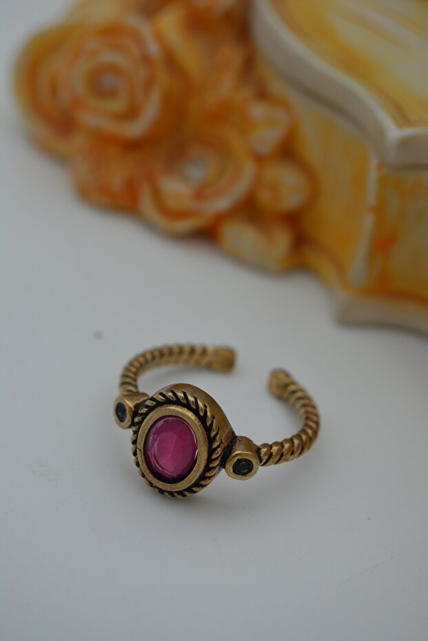 Baroque Design Ruby Stone Ring - 2