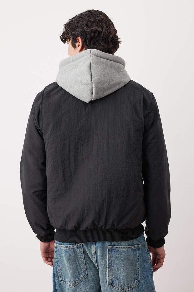 Siyah Regular Fit Örme Kapüşonlu Unisex Kışlık Mont TMNAW26MO00015 - 6