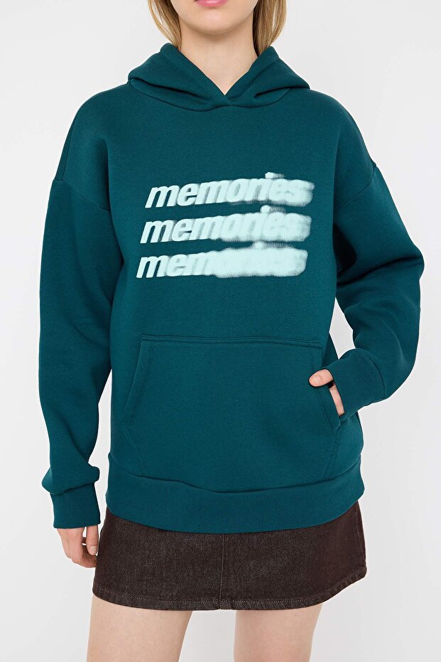 Petrol Teen Oversize/Geniş Kalıp Slogan Baskılı Kalın İçi Polarlı Örme Sweatshirt TWOAW26SW00125 - 4