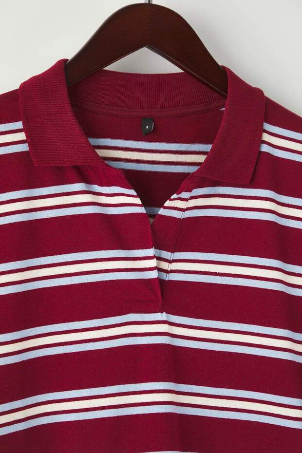 Bordo Çizgili Polo Yaka Oversize/Geniş Kalıp Örme T-Shirt TWOAW26TS00020 - 6