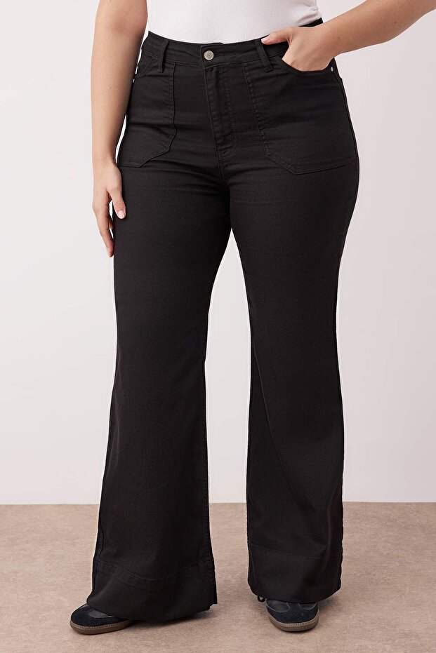 Siyah Yüksek Bel İspanyol Paça Büyük Beden Flare Fit Jeans TBBAW26CJ00032 - 3