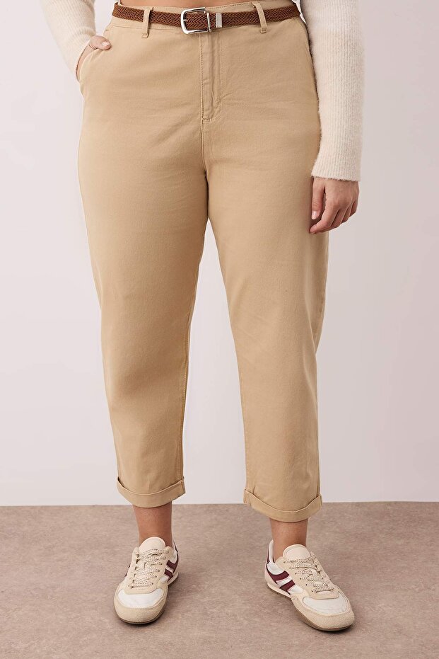 Bej Yüksek Bel Kemerli Mom Fit Denim Büyük Beden Jeans TBBAW26CJ00026 - 3