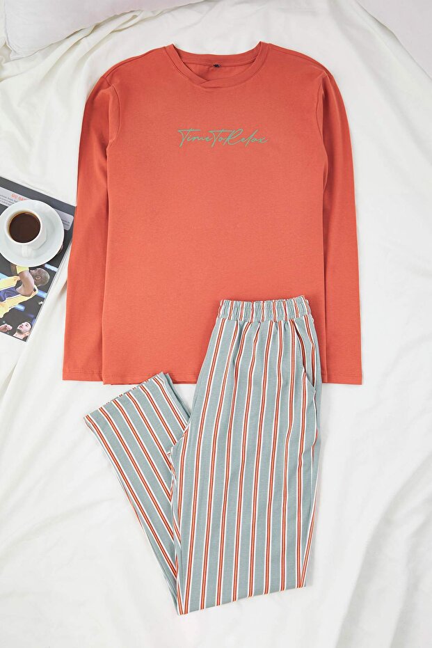Kiremit Regular Çizgili Örme Pijama Takımı TMNAW26PT00056 - 1