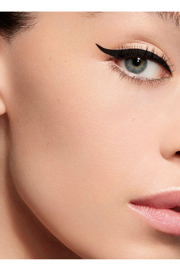 0,55 ml Eyeliner - 4