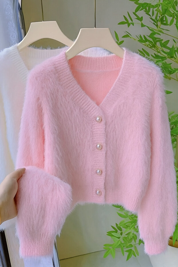 Kadın Pembe Peluş Görünüm Yumoş Tüylü V Yaka Basic Triko Hırka - 1